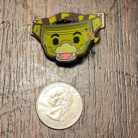 Fanntasy Fanny Packs Mystery Louis Disney Pin - Picture 2 of 4